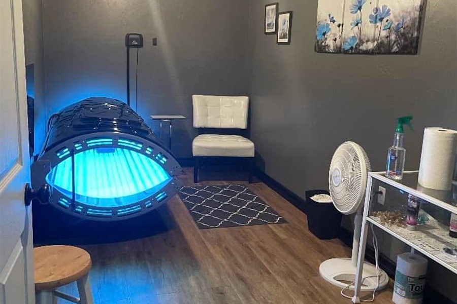 Tanning bed room